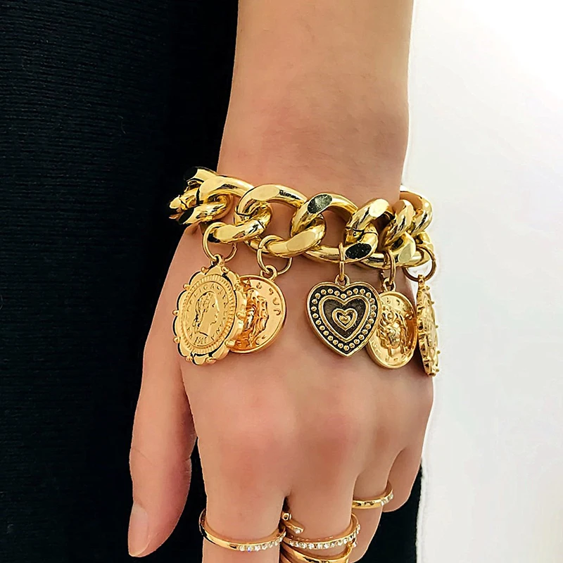 European and American women jewelry retro embossed pendant wild exaggerated geometric punk bracelet for women Jewelry present
European and American women jewelry retro embossed pendant wild exaggerated geometric punk bracelet for women Jewelry present