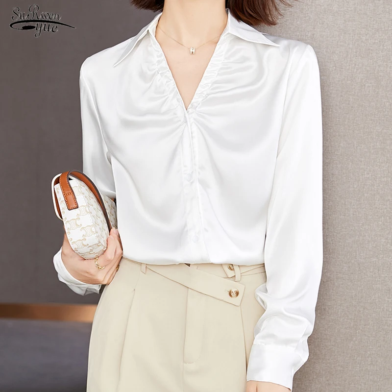 Folded V-neck Satin Blouse Women casualLoose Solid Shirt Long Sleeve Gentle Retro All-match Blouse Elegant Thin Clothes 16693
Folded V-neck Satin Blouse Women casualLoose Solid Shirt Long Sleeve Gentle Retro All-match Blouse Elegant Thin Clothes 16693