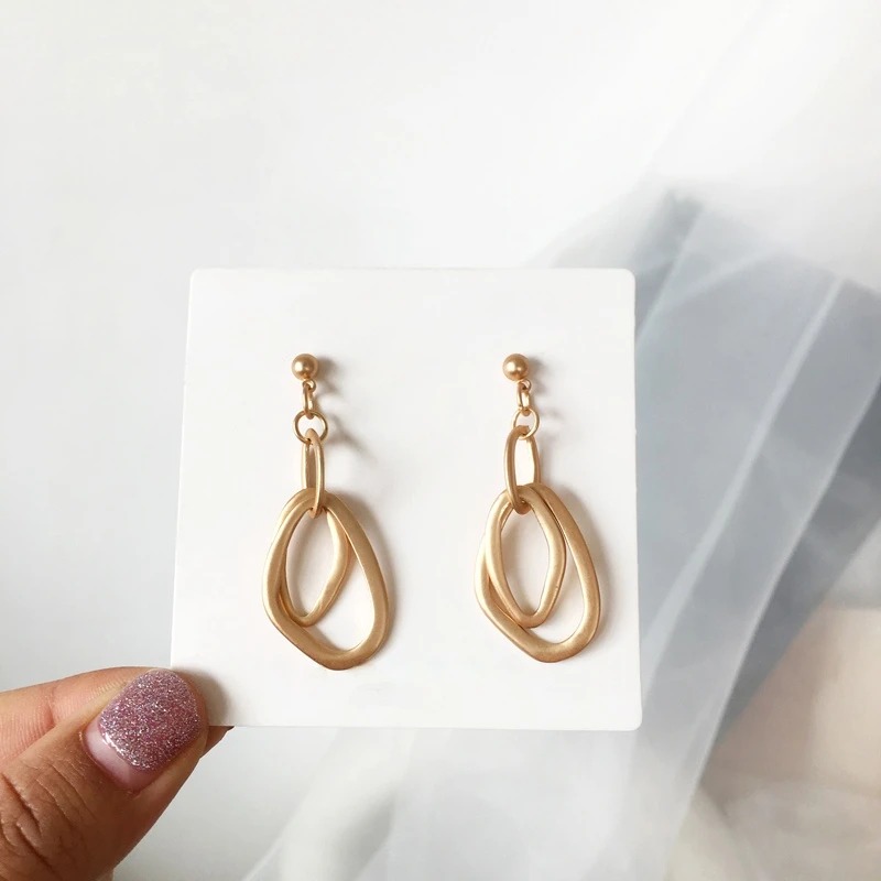 Mihan S925 needle Fashion Jewelry Drop Earrings Popular Style Golden Plating Metal Geometric Drop Earrings For Women Gifts
Mihan S925 needle Fashion Jewelry Drop Earrings Popular Style Golden Plating Metal Geometric Drop Earrings For Women Gifts