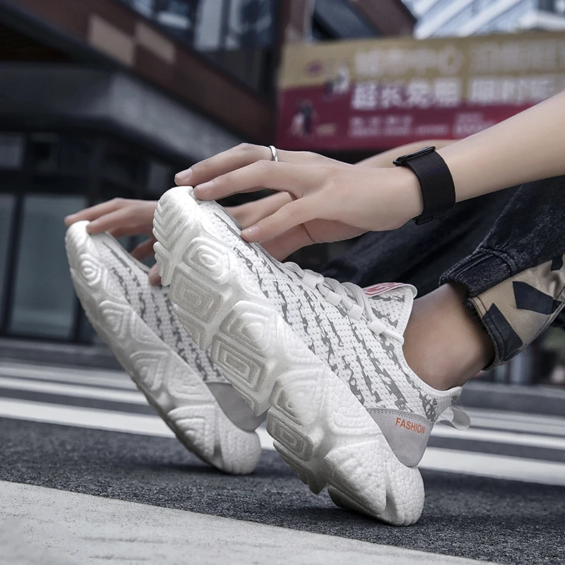 Men Casual Shoes Sneakers Fashion Light Breathable Zapatillas Transpirables 2020 New Men's Summer Running Shoe
Men Casual Shoes Sneakers Fashion Light Breathable Zapatillas Transpirables 2020 New Men's Summer Running Shoe