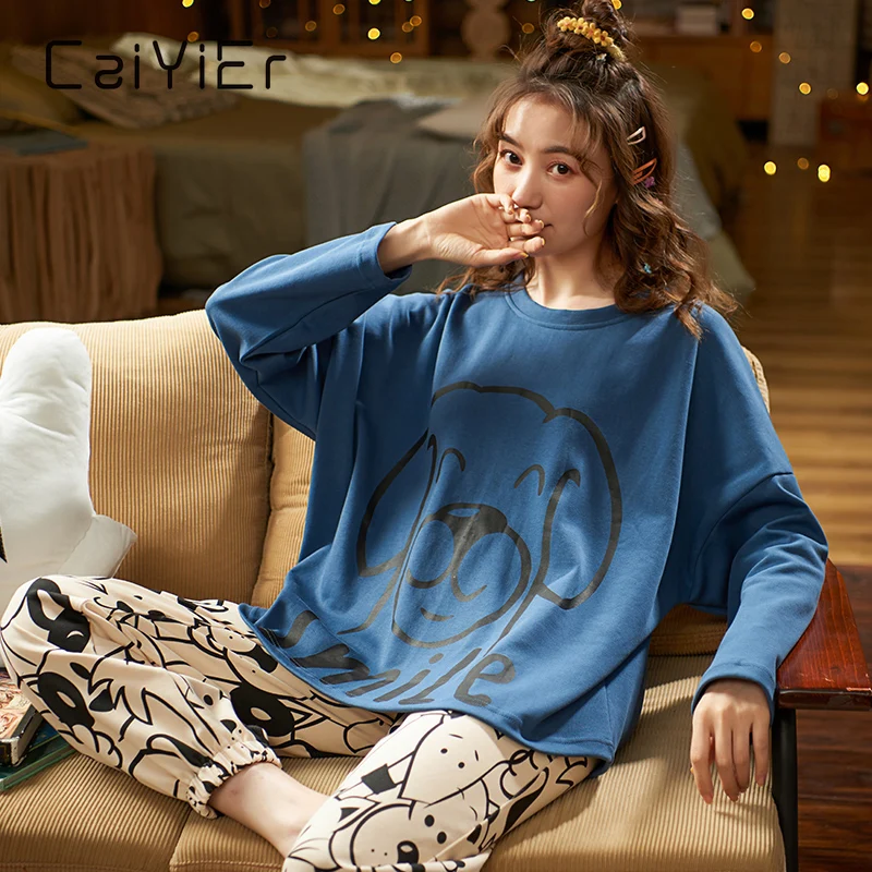 CAIYIER New 2020 Women Pajamas Set Lovely Cat Print Cotton Nightwear Long Sleeve + Pant Sleepwear Girls Fashion Winter Homewear
CAIYIER New 2020 Women Pajamas Set Lovely Cat Print Cotton Nightwear Long Sleeve + Pant Sleepwear Girls Fashion Winter Homewear