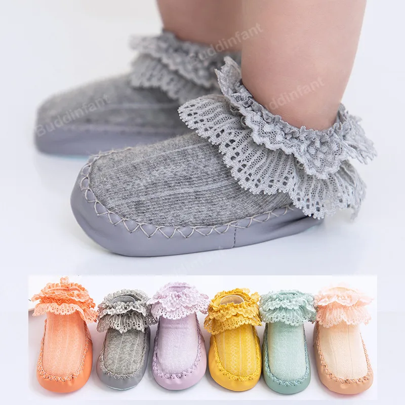 Носки для маленьких девочек с оборками и кружевом на резиновой подошве детей