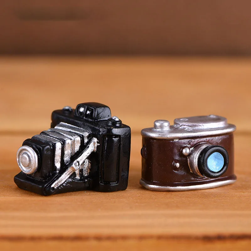 10pcs/lot Retro Resin Mini Camera Phonograph Radio Piano Desktop Ornaments Home Living Decorative Accessories Desk Decoration
10pcs/lot Retro Resin Mini Camera Phonograph Radio Piano Desktop Ornaments Home Living Decorative Accessories Desk Decoration