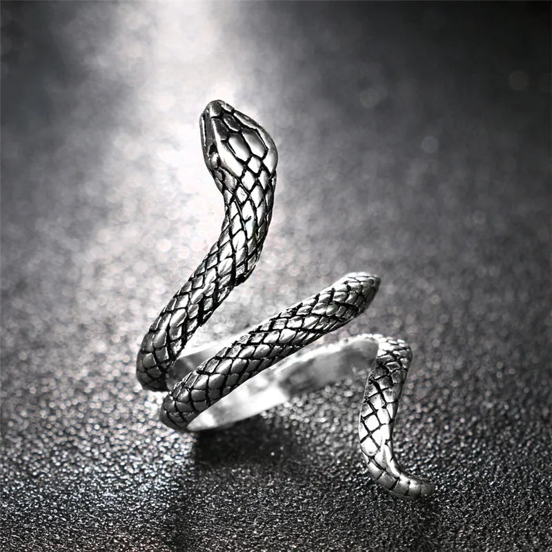 LETAPI 2020 New Retro Punk Exaggerated Spirit Snake Ring Fashion Personality Stereoscopic Opening Adjustable Ring Jewelry
LETAPI 2020 New Retro Punk Exaggerated Spirit Snake Ring Fashion Personality Stereoscopic Opening Adjustable Ring Jewelry