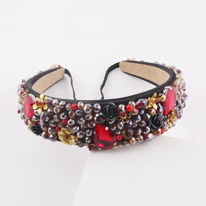 New Baroque diamond-studded crystal headband ladies prom catwalk travel gift hair accessories
New Baroque diamond-studded crystal headband ladies prom catwalk travel gift hair accessories