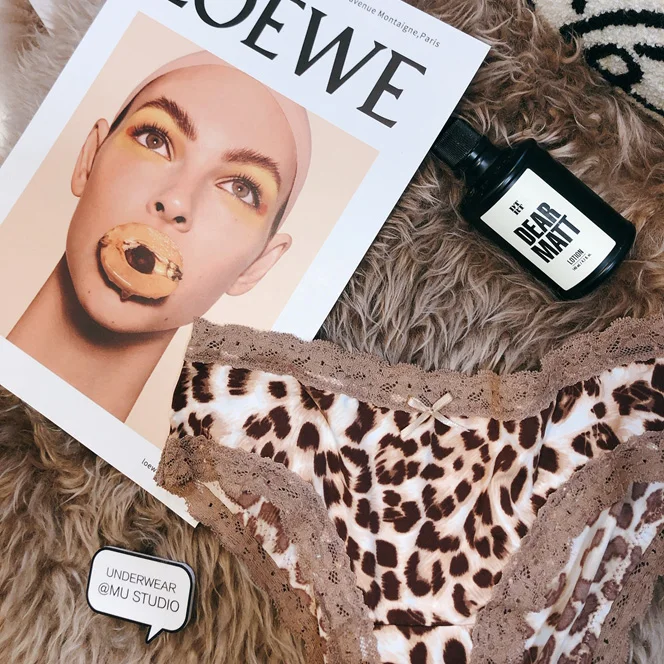 Women's Underwear Sexy Lingerie Slimming Sweet Pink Leopard Zebra Pattern Lace Milk Luxury Silk Seamless Panties Women's Briefs
Women's Underwear Sexy Lingerie Slimming Sweet Pink Leopard Zebra Pattern Lace Milk Luxury Silk Seamless Panties Women's Briefs