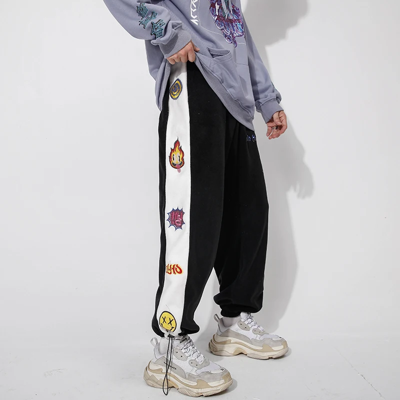 UNCLEDONJM 2021ss men joggers sweatpants streetwear sport tracksuit Preppy Style men pants drawstring trousers HD-B135
UNCLEDONJM 2021ss men joggers sweatpants streetwear sport tracksuit Preppy Style men pants drawstring trousers HD-B135