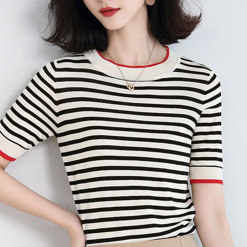 Summer new ice silk knitwear short sleeve stripe T-shirt women's versatile round neck contrast top thin Pullover
Summer new ice silk knitwear short sleeve stripe T-shirt women's versatile round neck contrast top thin Pullover