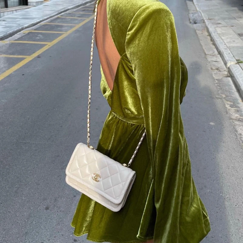 WannaThis Hollow Out Sexy Women's Mini Dresses Turtleneck Velvet Long Sleeve Green Solid Loose Casual Ruched Female Dress 2021
WannaThis Hollow Out Sexy Women's Mini Dresses Turtleneck Velvet Long Sleeve Green Solid Loose Casual Ruched Female Dress 2021