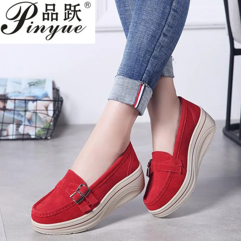 Туфли женские на платформе, замшевые лоферы, круглый носок, без застежки, плоская подошва, криперы, повседневная обувь, весна-осень
Туфли женские на платформе, замшевые лоферы, круглый носок, без застежки, плоская подошва, криперы, повседневная обувь, весна-осень