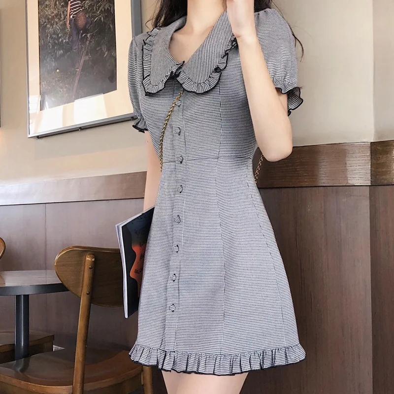 High Quality custom mori girl retro style plaid dress French niche vintage doll collar front buttons dresses
High Quality custom mori girl retro style plaid dress French niche vintage doll collar front buttons dresses