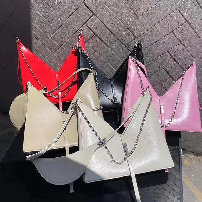 Luxury Brand 2021 New Dark Heavy Industry V-Shaped Chain Shoulder Underarm Bag Large Capacity Shoulder Crossbody Bag for Women
Luxury Brand 2021 New Dark Heavy Industry V-Shaped Chain Shoulder Underarm Bag Large Capacity Shoulder Crossbody Bag for Women
