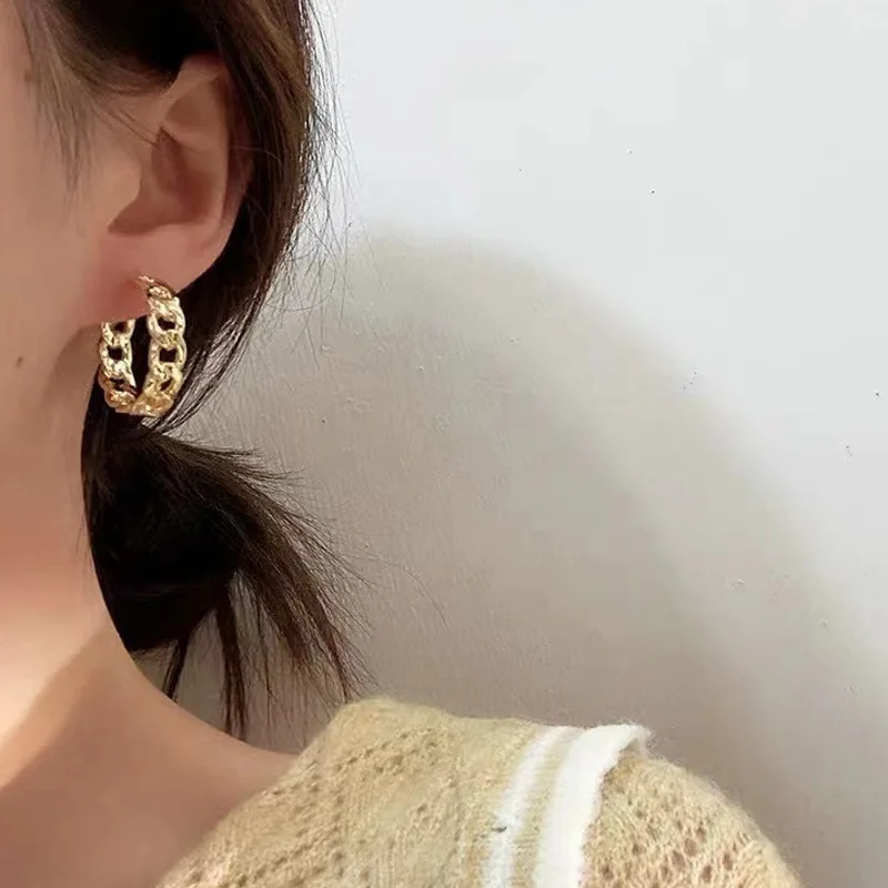 2020 New Trendy Women's Earrings Metal Geometry Round Ear Drop Earrings For Women Girl Bride's Wedding Jewelry Party Wholesale
2020 New Trendy Women's Earrings Metal Geometry Round Ear Drop Earrings For Women Girl Bride's Wedding Jewelry Party Wholesale
