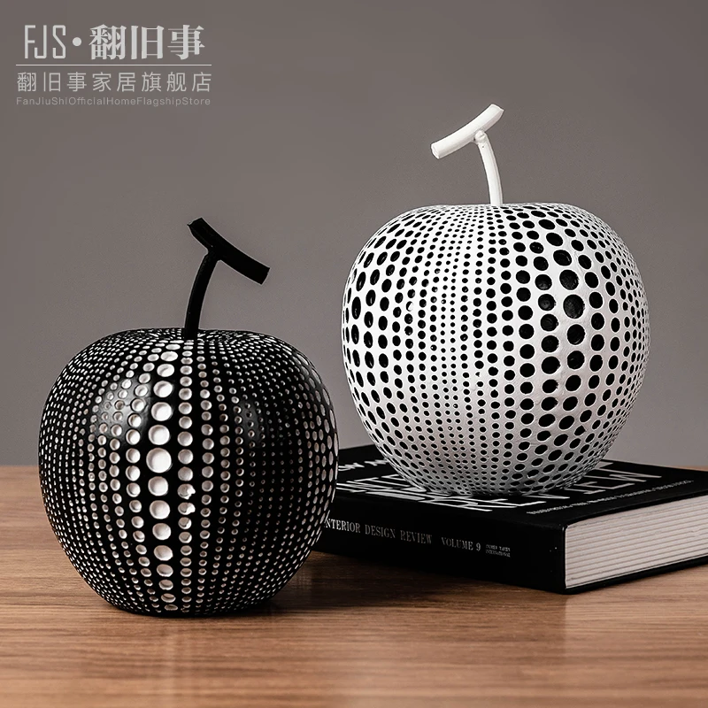 Fruit Abstract Statue Ornaments Simple Room Decor White Black Apple Pear Resin Figurine Desk Adornment Home Decoration Modern
Fruit Abstract Statue Ornaments Simple Room Decor White Black Apple Pear Resin Figurine Desk Adornment Home Decoration Modern