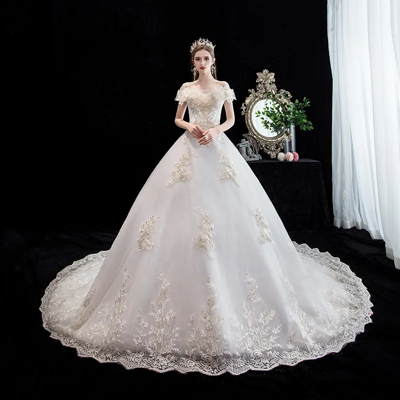 Wedding Dress 2021 New Boat Neck Lace Up Ball Gown Off The Shoulder Princess Luxury Vestido De Noiva With 1m Train Customize
Wedding Dress 2021 New Boat Neck Lace Up Ball Gown Off The Shoulder Princess Luxury Vestido De Noiva With 1m Train Customize