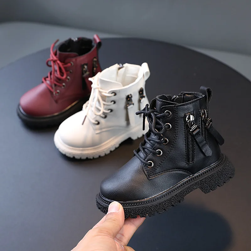 2021 autumn and winter new children Martin boots boys British style warm leather shoes girls plus cotton fashion short boots
2021 autumn and winter new children Martin boots boys British style warm leather shoes girls plus cotton fashion short boots