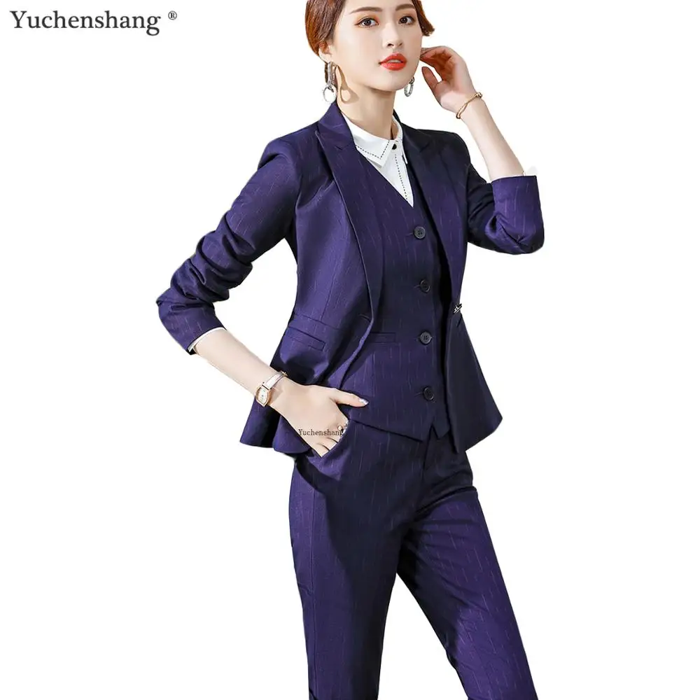 Для женщин Формальные полосатые штаны костюм для работы Новый Блейзер, пиджак, праздничный костюм с жилетом комплект из 3 предметов; Цвет не...
Для женщин Формальные полосатые штаны костюм для работы Новый Блейзер, пиджак, праздничный костюм с жилетом комплект из 3 предметов; Цвет не...