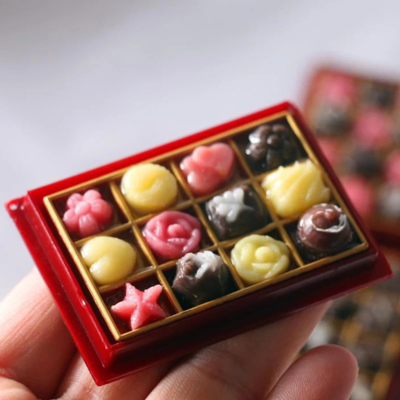 2pcs 1:6 1:12 Dollhouse Mini Resin Chocolate Model Play Kitchen Food Toy For House Doll Accessories
2pcs 1:6 1:12 Dollhouse Mini Resin Chocolate Model Play Kitchen Food Toy For House Doll Accessories