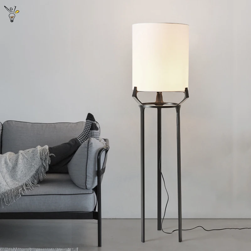 New Chinese Style Tripod Floor Lamp Fabric Shade Free Stand Lamp Modern Simple Tall Lamps for Bedroom Study Living Room Lights
New Chinese Style Tripod Floor Lamp Fabric Shade Free Stand Lamp Modern Simple Tall Lamps for Bedroom Study Living Room Lights
