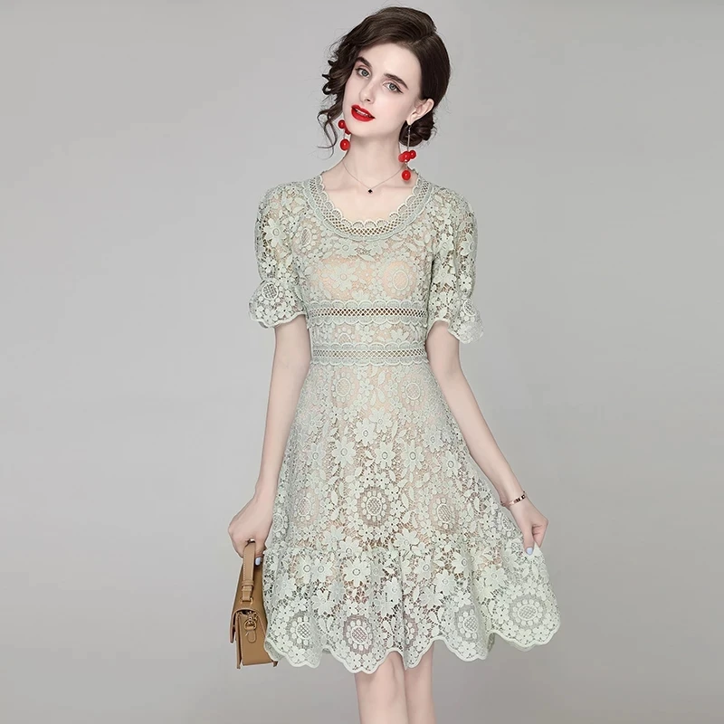 High-end Summer Women Hollow Out Embroidery Lace Party Dresses Elegant Short Sleeve High Waist Knee Length Casual Vintage Dress
High-end Summer Women Hollow Out Embroidery Lace Party Dresses Elegant Short Sleeve High Waist Knee Length Casual Vintage Dress