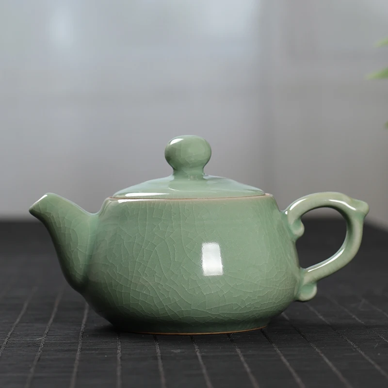 Kitchen,Dining & Bar 
Kitchen,Dining & Bar