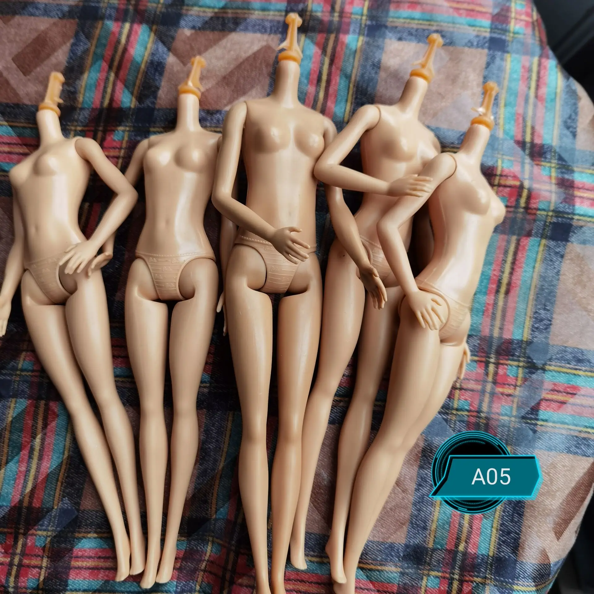 30cm Joints Body for FR/PP/IT Doll Joints Movable Figure Chinese Original Brand Quality Doll Body For FR Super Model Heads
30cm Joints Body for FR/PP/IT Doll Joints Movable Figure Chinese Original Brand Quality Doll Body For FR Super Model Heads