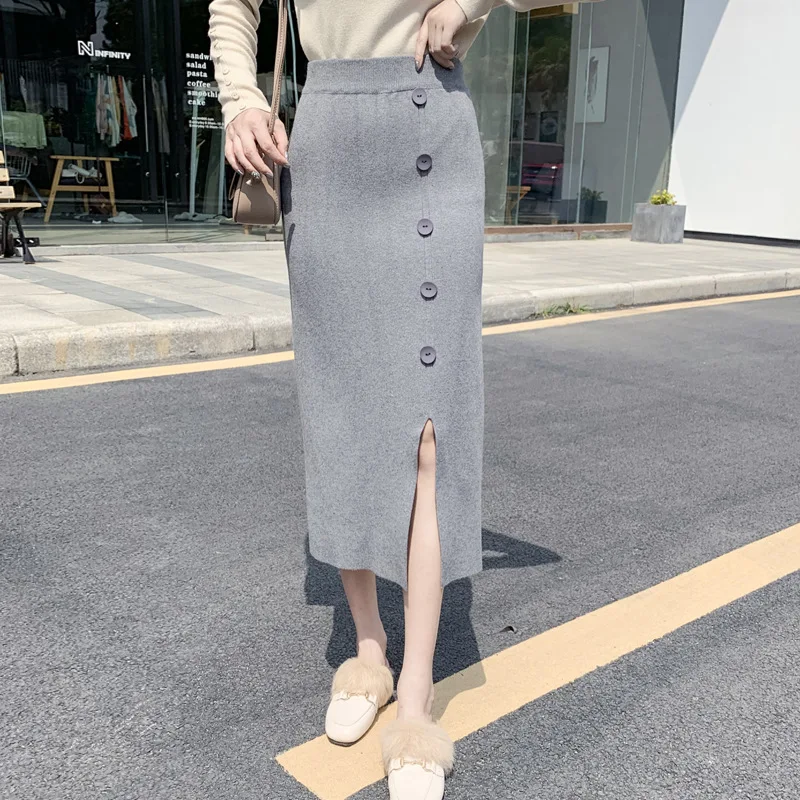 SISHION 2021 New Knitted Midi Skirt Female Spring Elegant High waist Women Black Gray Green Autumn Skirt With Button QZ0176
SISHION 2021 New Knitted Midi Skirt Female Spring Elegant High waist Women Black Gray Green Autumn Skirt With Button QZ0176