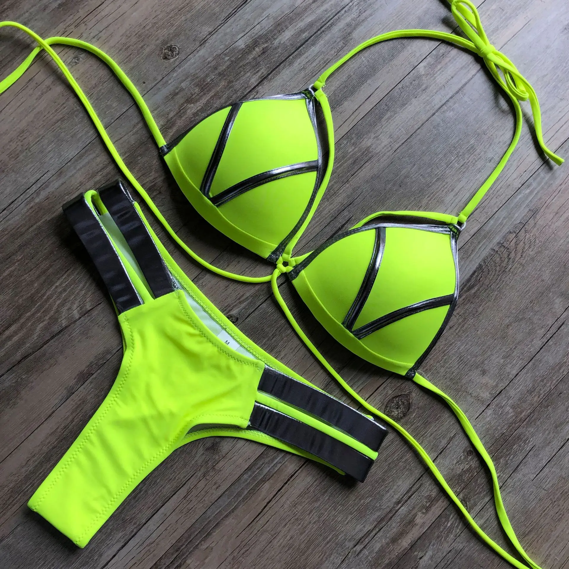 Gold Stamping Splicing Bikini Women Sexy Swimsuit Swimwear Women Swimming Suit For Women Swimsuits
Gold Stamping Splicing Bikini Women Sexy Swimsuit Swimwear Women Swimming Suit For Women Swimsuits