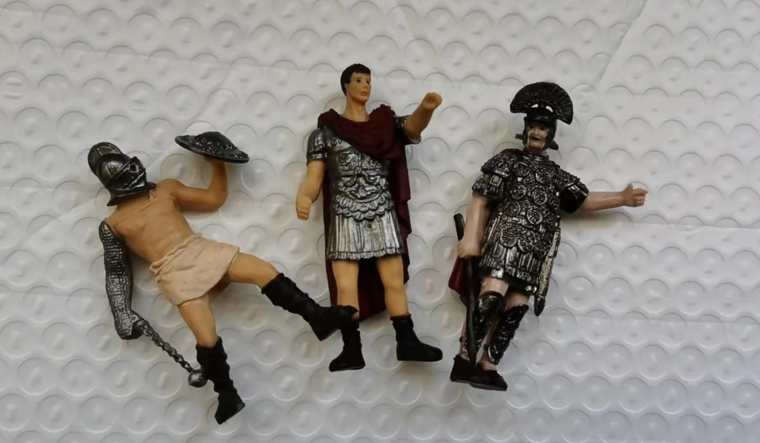 pvc figure Doll model toy Ancient European Dolls Ancient Roman Gladiator Caaesarr Great Model Decoration 3pcs/set
pvc figure Doll model toy Ancient European Dolls Ancient Roman Gladiator Caaesarr Great Model Decoration 3pcs/set