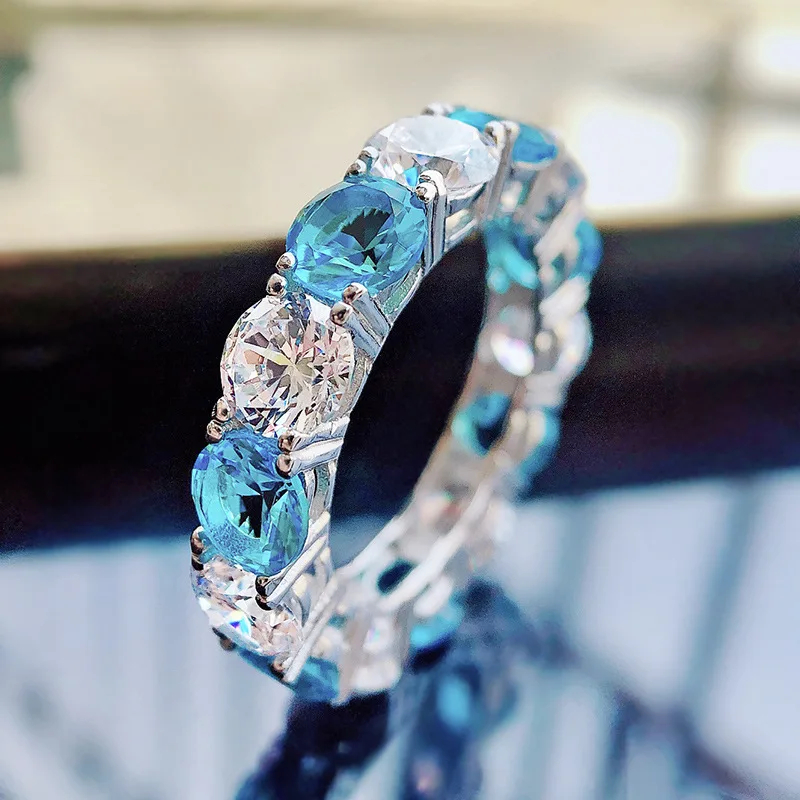 Micro-encrusted Diamond Aquamarine Color 925 Sterling Silver 5*5 Round Trendy Woman Ring Wedding Bands
Micro-encrusted Diamond Aquamarine Color 925 Sterling Silver 5*5 Round Trendy Woman Ring Wedding Bands