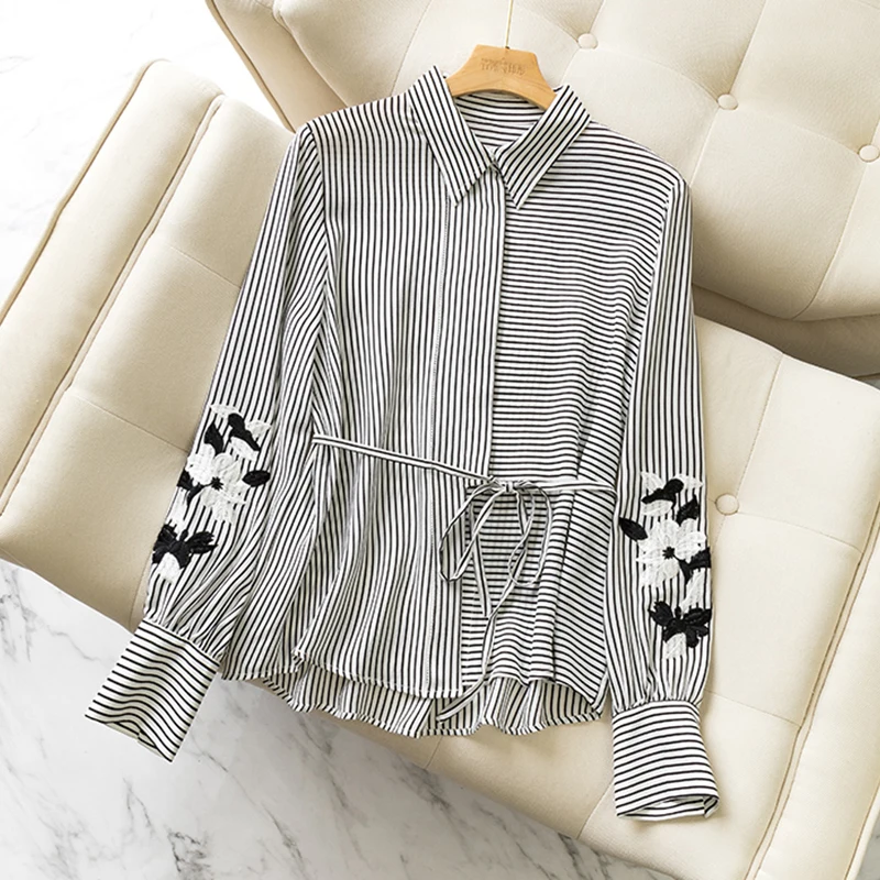 Spring Autumn 100% Pure Real Silk Women Striped Shirt Elegant Turn-down Collar Embroidery Long Sleeve Office Lady Blouse Slim
Spring Autumn 100% Pure Real Silk Women Striped Shirt Elegant Turn-down Collar Embroidery Long Sleeve Office Lady Blouse Slim