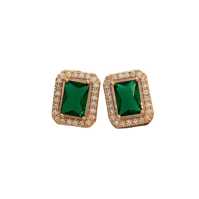 LOVOACC Vintage Rectangle Rhinestone Earrings for Women Gold Color Metal Shiny Crystal Geometric Stud Earrings Luxury Jewelry
LOVOACC Vintage Rectangle Rhinestone Earrings for Women Gold Color Metal Shiny Crystal Geometric Stud Earrings Luxury Jewelry