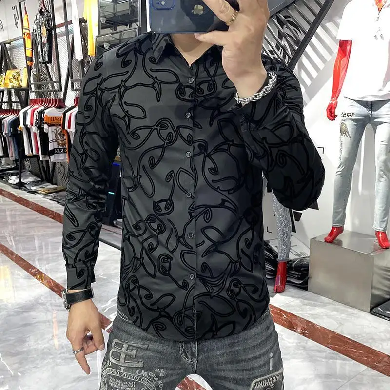 Flocked long sleeved shirt men's autumn tide brand large size slim fit Korean business casual thin Floral Shirt
Flocked long sleeved shirt men's autumn tide brand large size slim fit Korean business casual thin Floral Shirt