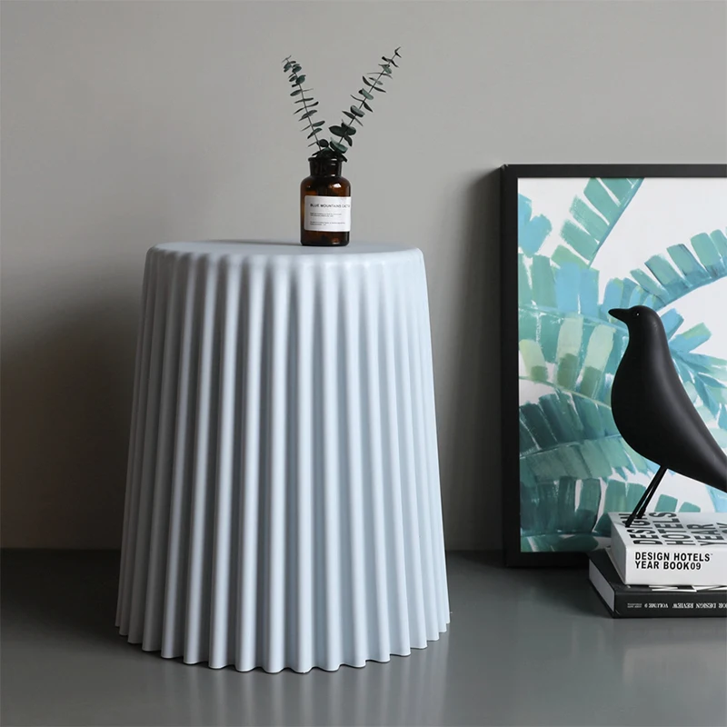 Nordic Simple Coffee Tables Living Room Creative Plastic Sofa Side Table Bedroom Home Creative Light Luxury Small Round Table
Nordic Simple Coffee Tables Living Room Creative Plastic Sofa Side Table Bedroom Home Creative Light Luxury Small Round Table