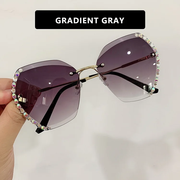 Ins Sunglasses Diamond Korean Version of The Tide Round Face Sunscreen Glasses UV Protection Sunglasses Ladies
Ins Sunglasses Diamond Korean Version of The Tide Round Face Sunscreen Glasses UV Protection Sunglasses Ladies