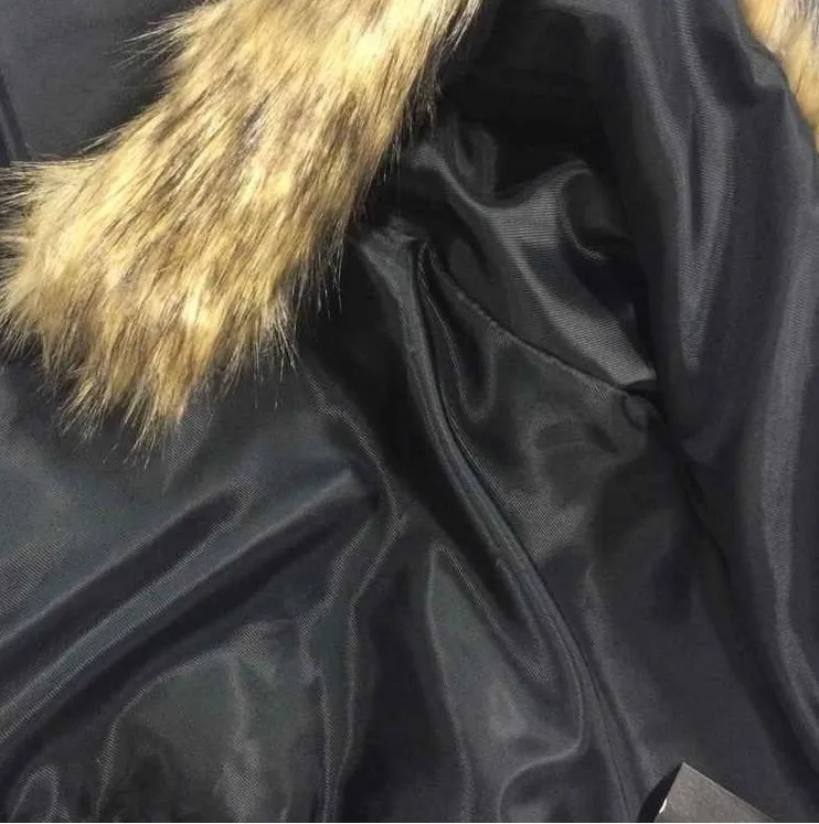 Women Racoon Coat Fur Tops Autumn and Winter Faux Leather Jacket Slim Fit Female Jackets Manteau Femme Hiver KJ602
Women Racoon Coat Fur Tops Autumn and Winter Faux Leather Jacket Slim Fit Female Jackets Manteau Femme Hiver KJ602