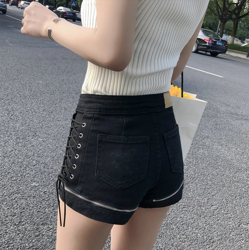 Summer women's shorts all-match thin fashion hot pants black denim shorts high waist a-line wide leg pants
Summer women's shorts all-match thin fashion hot pants black denim shorts high waist a-line wide leg pants