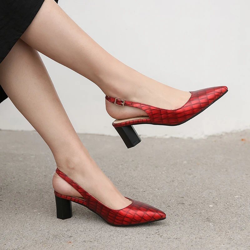 MoonMeek 2020 Large size 33-48 summer dress shoes thick high heels pointed toe women pumps fashion shallow ladies shoes
MoonMeek 2020 Large size 33-48 summer dress shoes thick high heels pointed toe women pumps fashion shallow ladies shoes