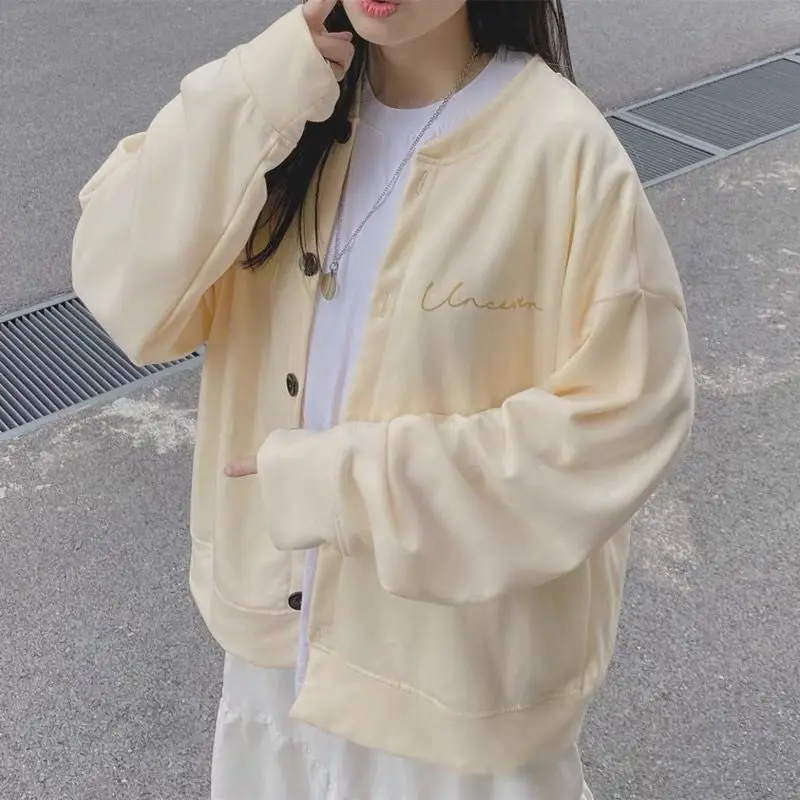Spring Autumn Button Cardigan Jacket Sweater Women's Korean Style Loose All-match Casual Top Long Sleeve Kawaii Girls Coat
Spring Autumn Button Cardigan Jacket Sweater Women's Korean Style Loose All-match Casual Top Long Sleeve Kawaii Girls Coat