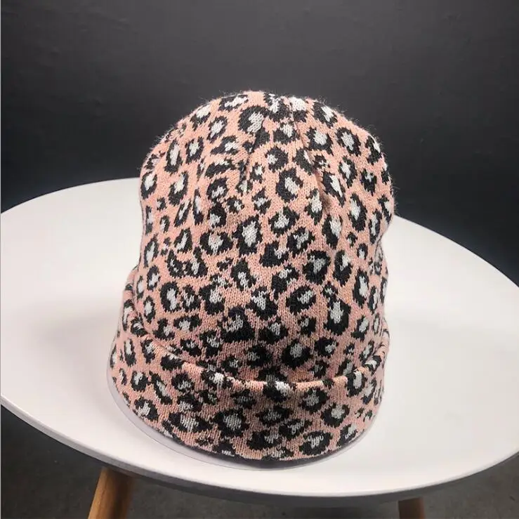 New Fashion Women Beanie Hat Leopard women Cap Spring Autumn Winter ladies' Hats Caps Leopard Print Knitted Winter Female Hat
New Fashion Women Beanie Hat Leopard women Cap Spring Autumn Winter ladies' Hats Caps Leopard Print Knitted Winter Female Hat