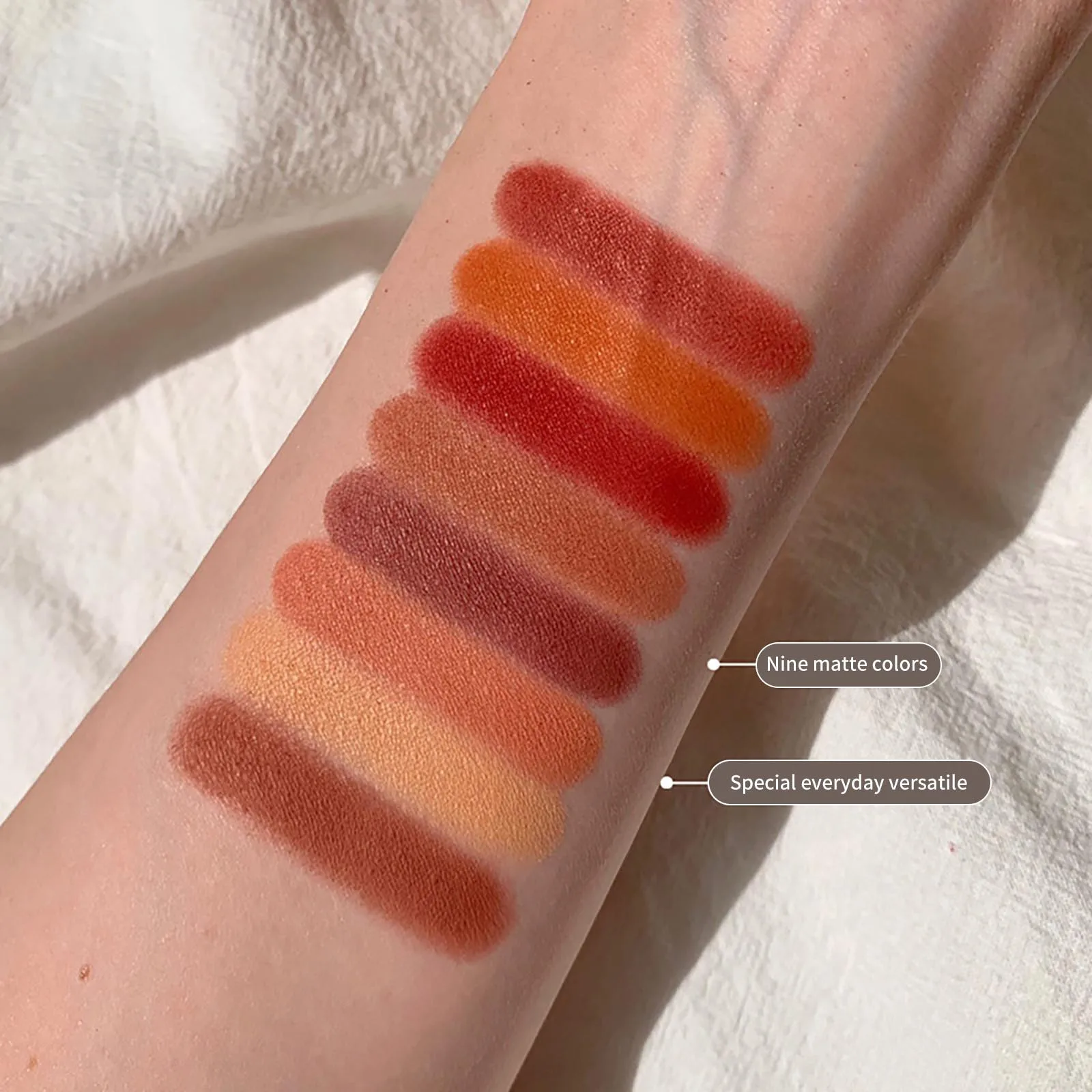 HAICAR Eye shadow beauty glazed glitter eyeshadow colorful makeup palettes earth-color eyeshadow pearlescent makeup waterproof
HAICAR Eye shadow beauty glazed glitter eyeshadow colorful makeup palettes earth-color eyeshadow pearlescent makeup waterproof