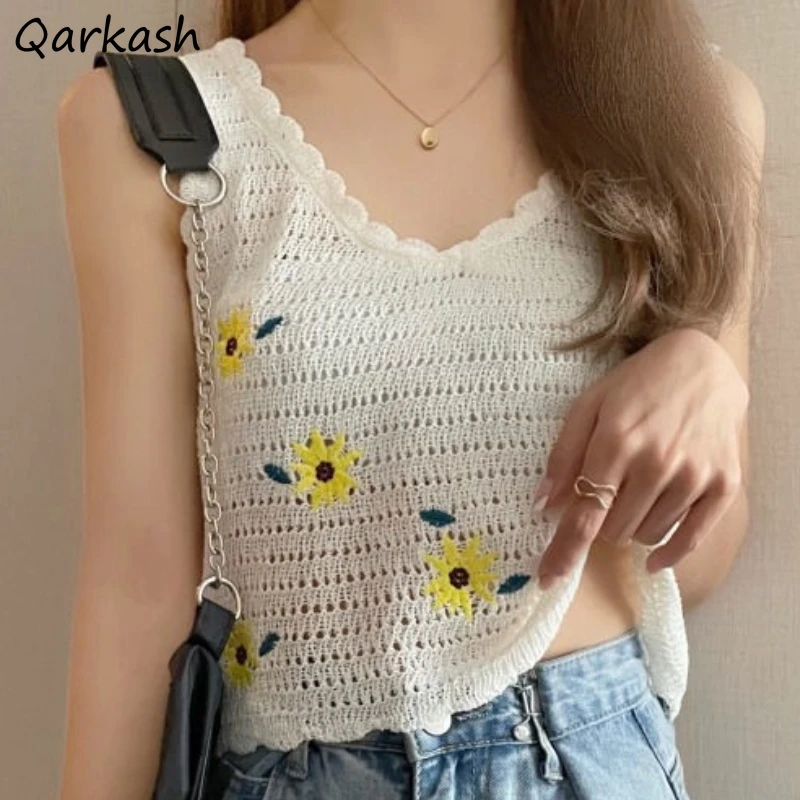 Summer Tanks Women Floral Sexy Hollow Out Sweet Students Knitted Ins Casual Tender New Trendy Vacation Korean Style Chic Elegant
Summer Tanks Women Floral Sexy Hollow Out Sweet Students Knitted Ins Casual Tender New Trendy Vacation Korean Style Chic Elegant