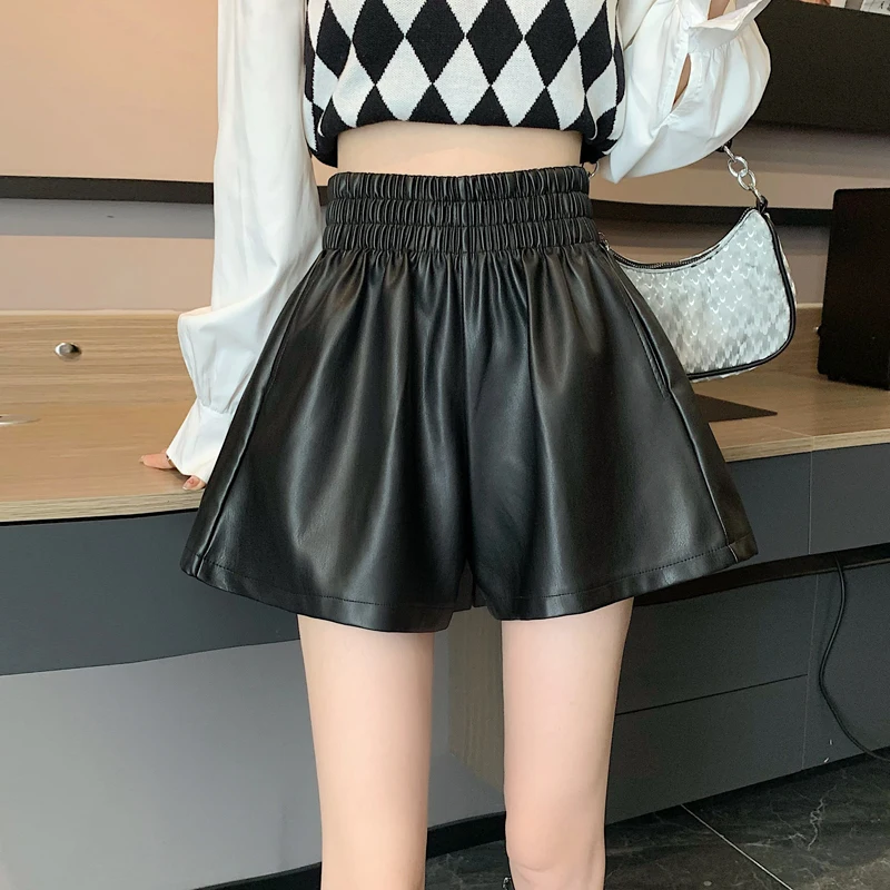 Sannian Black High Waist Casual Shorts Women's Clothes Spring And Autumn 2021 New Loose Wide-leg Thin Leather Pants Shorts
Sannian Black High Waist Casual Shorts Women's Clothes Spring And Autumn 2021 New Loose Wide-leg Thin Leather Pants Shorts