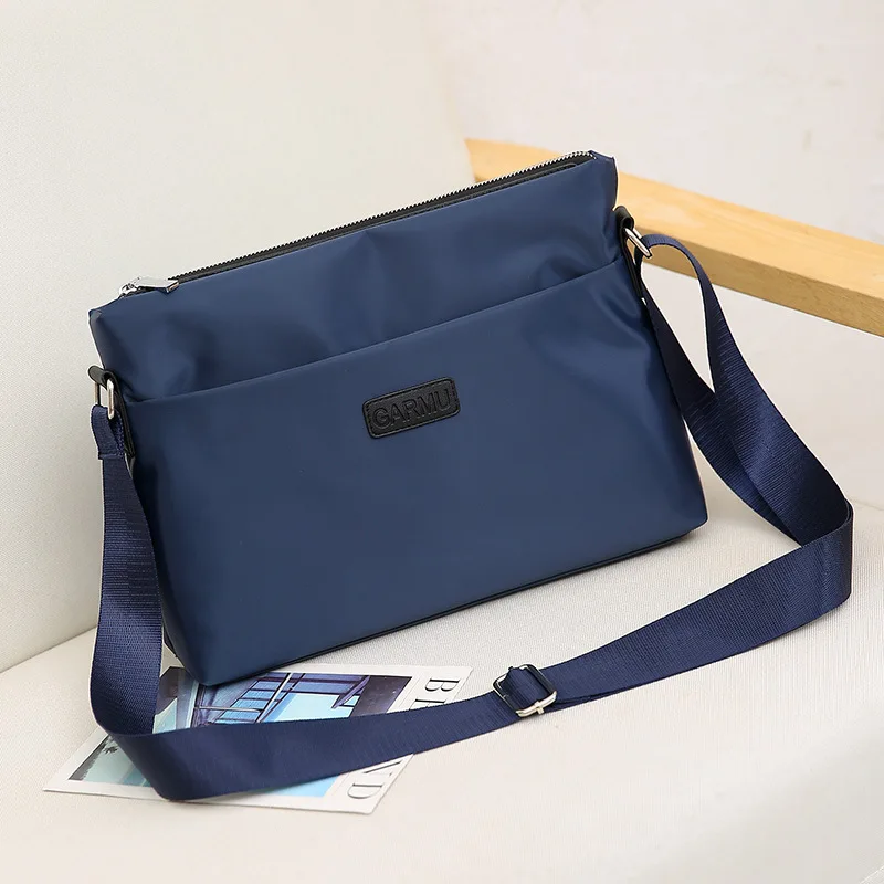 Men's Bags Shoulder Messenger Bag Waterproof Nylon Composite canvas Lightweight Fashion Large-Capacity Casual Horizontal Style 
Men's Bags Shoulder Messenger Bag Waterproof Nylon Composite canvas Lightweight Fashion Large-Capacity Casual Horizontal Style