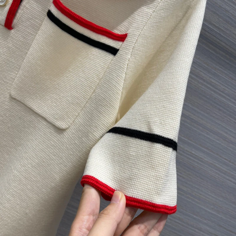 243998 Wool Knitted Women High Quality Dresses Patchwork Turn-Down Collar Short Sleeve Mini Dress Lady 2021 new Summer
243998 Wool Knitted Women High Quality Dresses Patchwork Turn-Down Collar Short Sleeve Mini Dress Lady 2021 new Summer