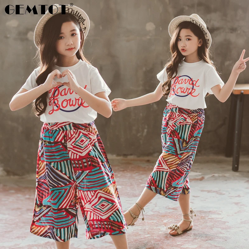New Arrival Girls Fashion Set Short Sleeve T-Shirt Pants 2 Piece Letter Tops Chiffon Pants Children's Wear Set Kids Clothes
New Arrival Girls Fashion Set Short Sleeve T-Shirt Pants 2 Piece Letter Tops Chiffon Pants Children's Wear Set Kids Clothes