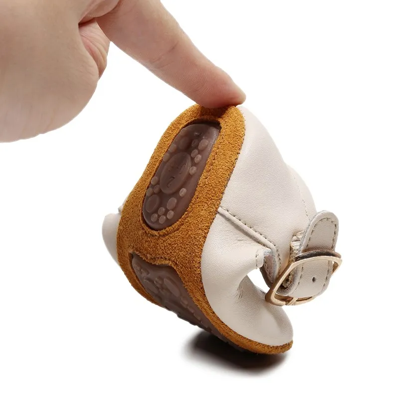 Genuine Leather Baby boys Shoes Hard Sole Waterdrop Hollow Casual baby Shoes Breathable Toddler Baby Girl Boy Firstwalker Shoes
Genuine Leather Baby boys Shoes Hard Sole Waterdrop Hollow Casual baby Shoes Breathable Toddler Baby Girl Boy Firstwalker Shoes