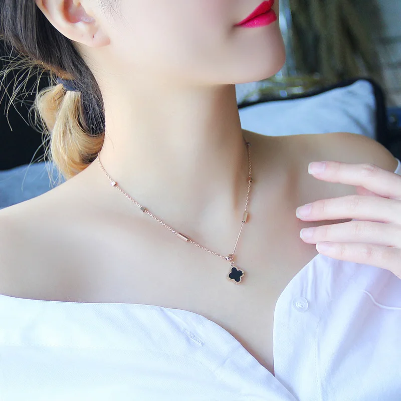 Wholesale Trendy Female Pendant Rose Goden Color Link Chain Choker Clover Necklace Women Metal Jewelry Accessory Party
Wholesale Trendy Female Pendant Rose Goden Color Link Chain Choker Clover Necklace Women Metal Jewelry Accessory Party