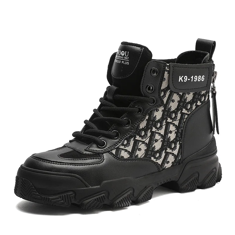 2020 New Martin Boots Women's British Style Winter Korean Leather Women Short Boots Rear Zipper Plus Velvet Black Platform Shoes
2020 New Martin Boots Women's British Style Winter Korean Leather Women Short Boots Rear Zipper Plus Velvet Black Platform Shoes