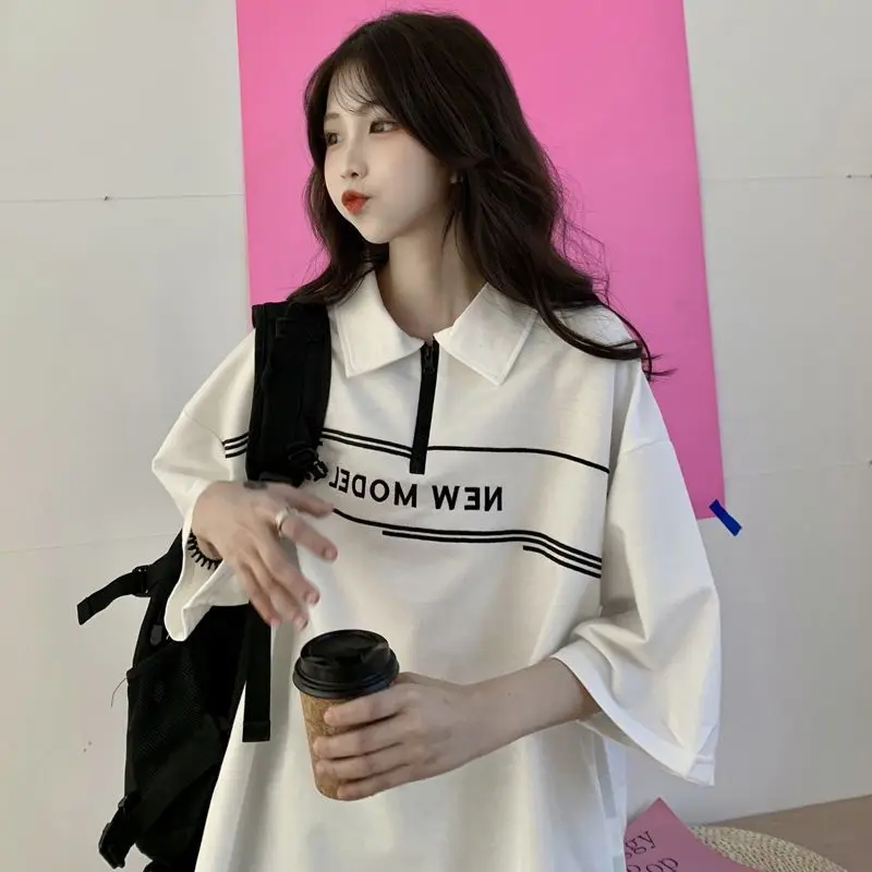 Рубашка-поло с буквенным принтом, свободная футболка с коротким рукавом для мужчин и женщин, корейский тренд в стиле Харадзюку, топы с засте... 
Рубашка-поло с буквенным принтом, свободная футболка с коротким рукавом для мужчин и женщин, корейский тренд в стиле Харадзюку, топы с засте...